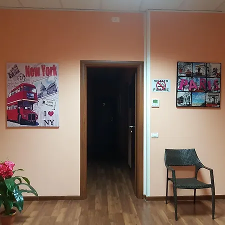 Piramide רג'ו אמיליה