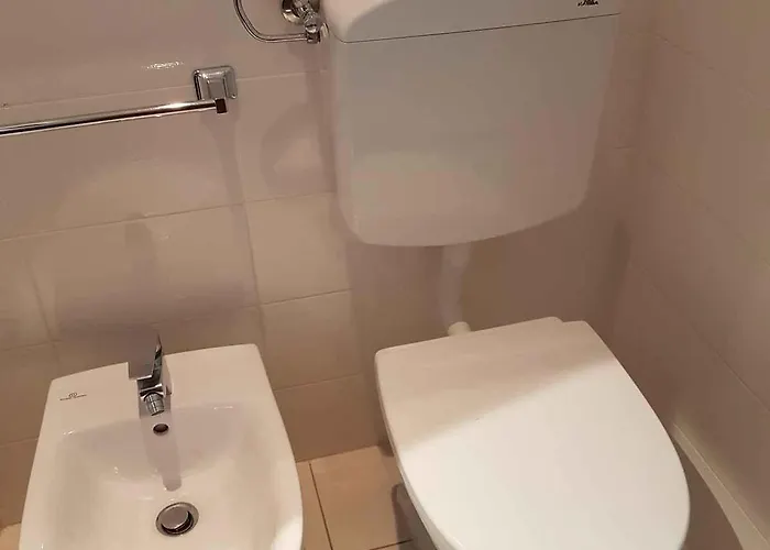 Piramide רג'ו אמיליה