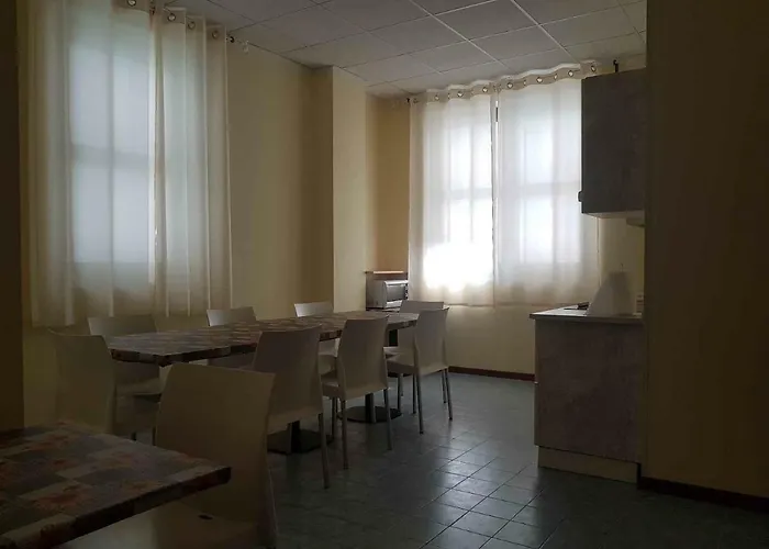 Piramide * רג'ו אמיליה