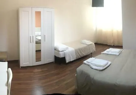 Piramide فندق ريجّو إيميليا