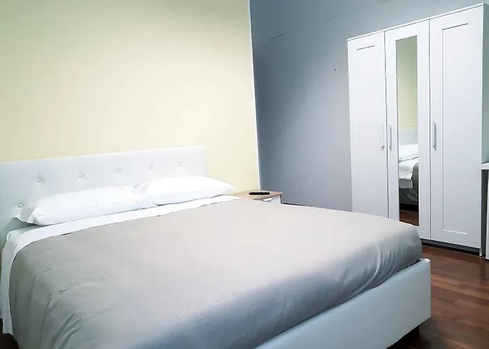 Hotel Piramide *