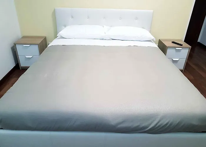 Piramide * 레조넬에밀리아