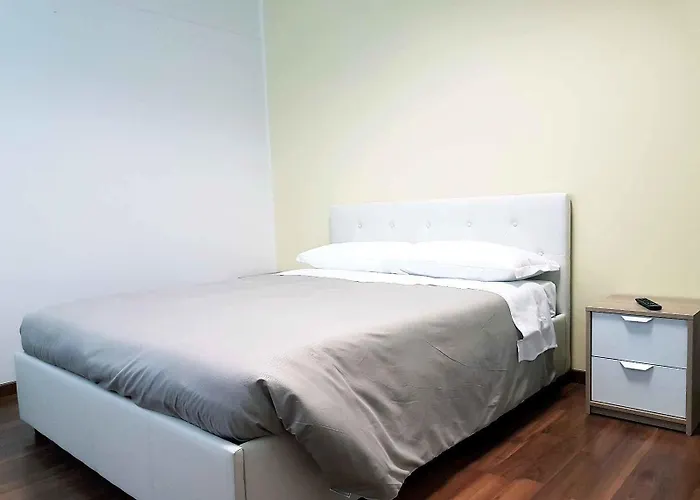 Piramide Hotel *